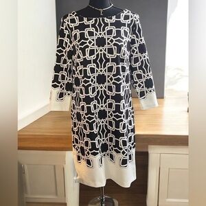 The Limited Women’s Dress Black Ivory Celtic Mirror Image Stretch Sheath Sz M